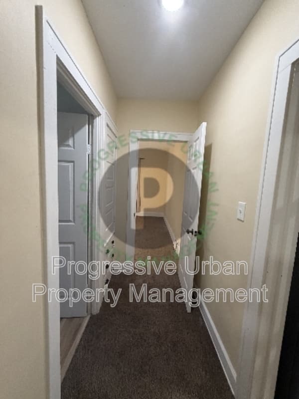 Cleveland Condo: 4427 West 49th Street - Upstairs