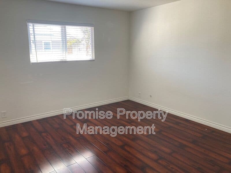 Oceanside Condo: 706 N. Freeman