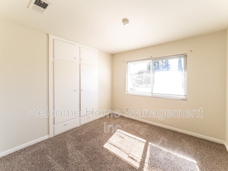 Pleasanton House: 4151 Francisco Street