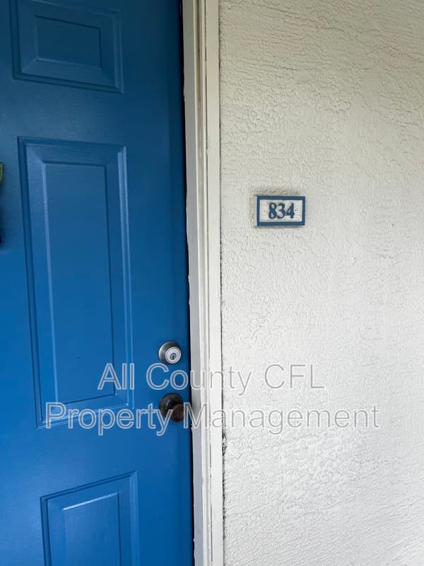 Orlando Condo: 7280 Westpointe Blvd