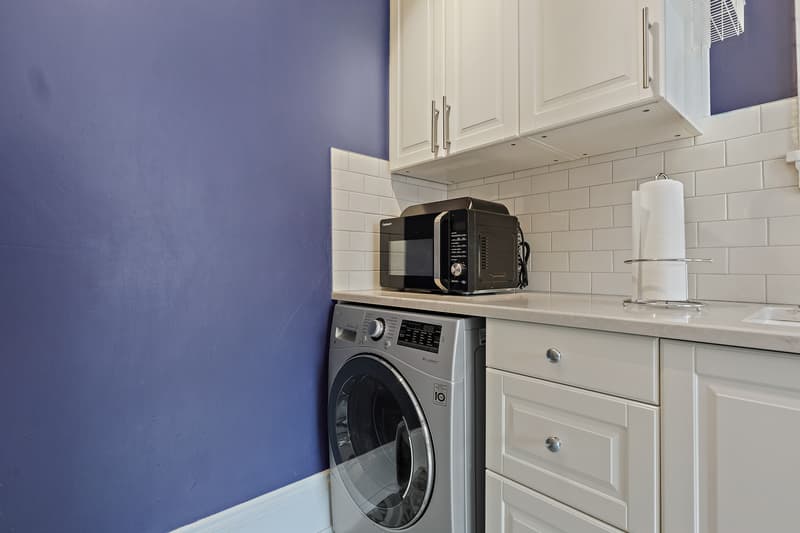 Seattle Condo: 321 Boylston Ave E