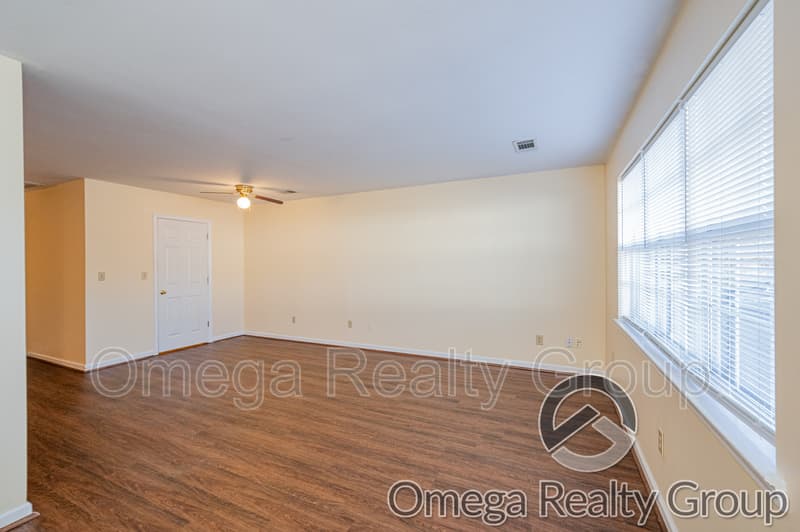 Mc Calla Condo: 484 Grey Hill Rd