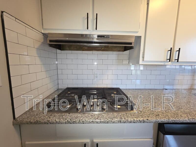 Jacksonville House: 1516 Gregory St