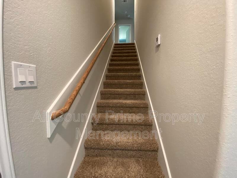 Montgomery House: 15860 Pecan Drive