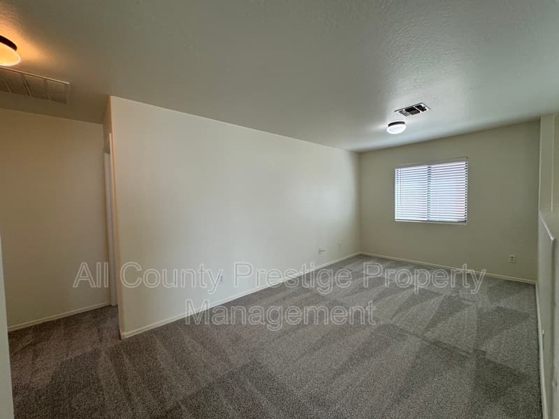 Laveen House: 6859 W Darrel Road