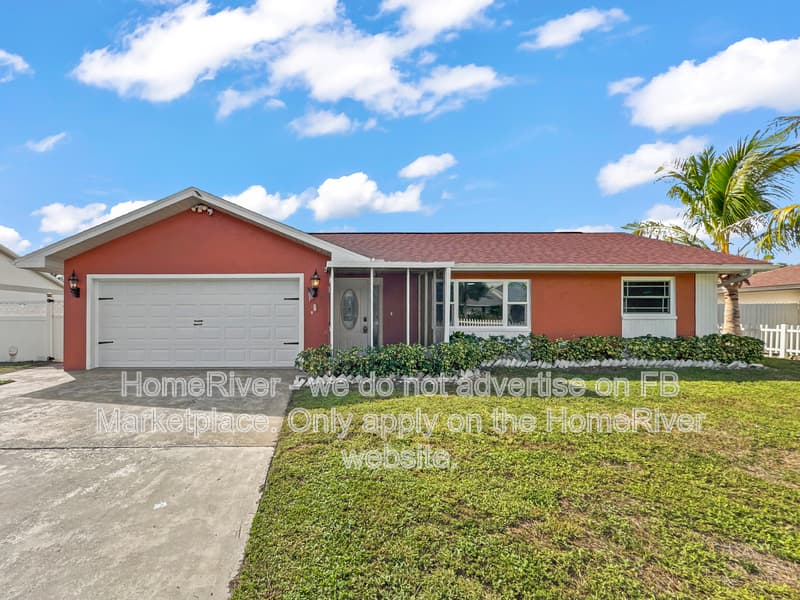 Fort Myers House: 9032 Pomelo Rd W
