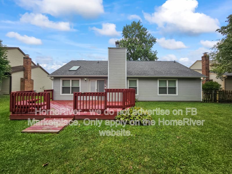 Indianapolis House: 11120 Bayridge Cir W
