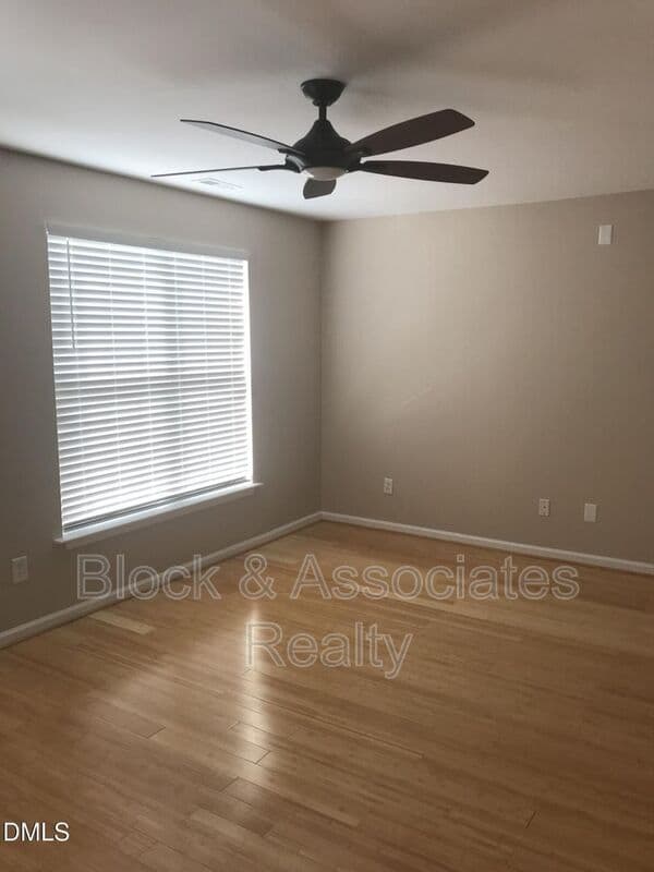 Raleigh House: 9807 Castain Drive