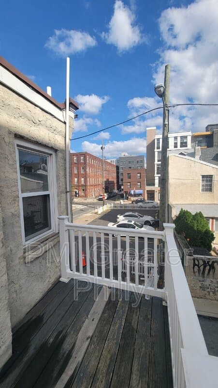 Philadelphia House: 306 Cambridge St