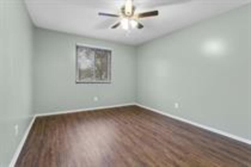 Mission Condo: 5601 W 58th St - 212
