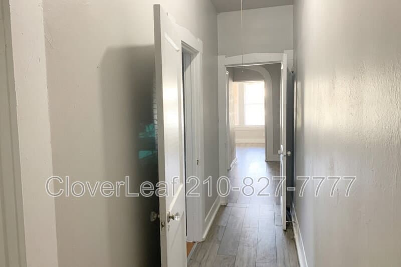 San Antonio Condo: 226 McLaughlin Ave