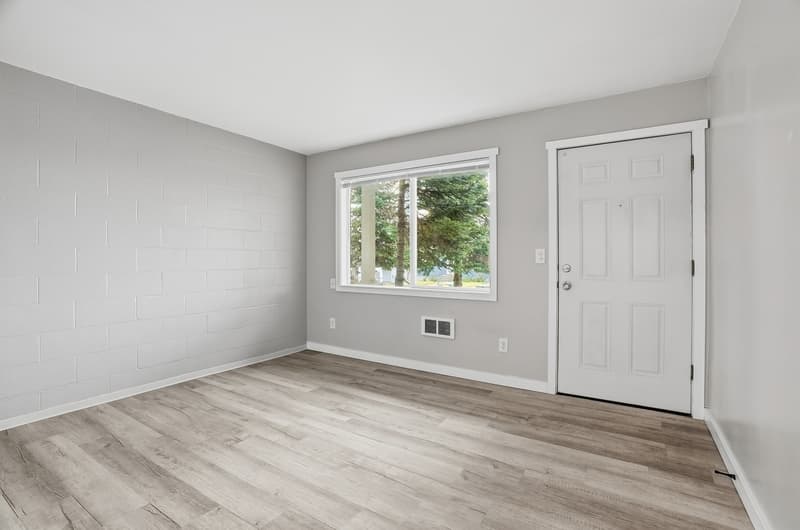 Spokane Condo: 547 East Fairview Avenue - 553