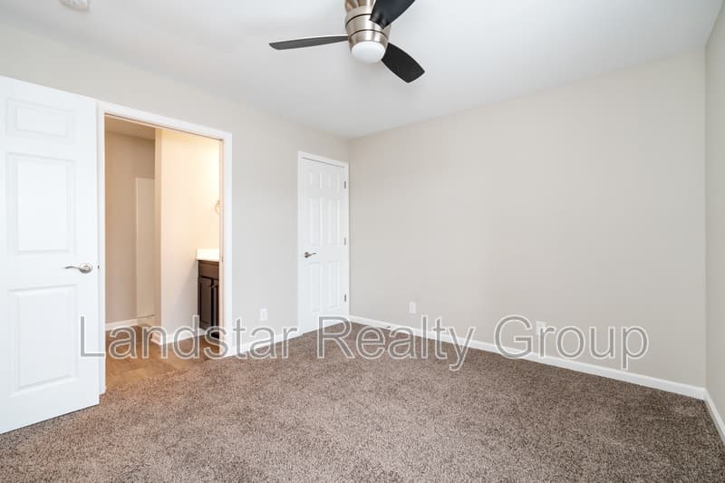 Louisville Condo: 7312 Tiger Way