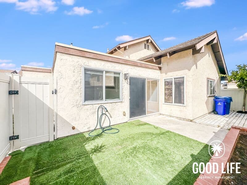 San Diego Townhome: 6813 Parkside Ave
