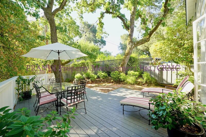 San Anselmo House: 124 Prospect Ave