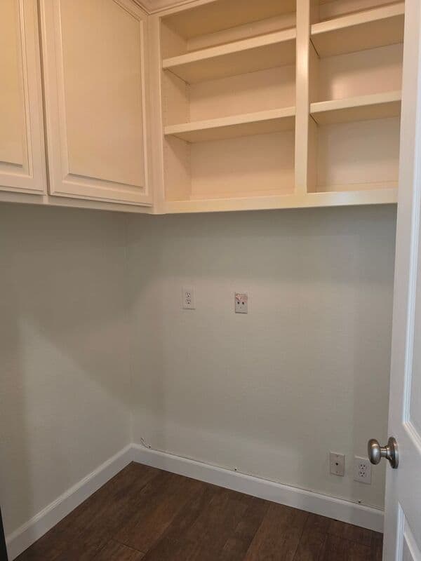 Tustin House: 12425 Woodhall Way