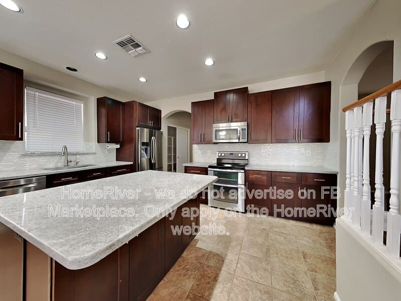 Litchfield Park House: 5421 N Rattler Way