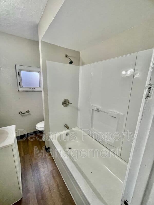 Pittsburgh Condo: 120 Kathleen Street
