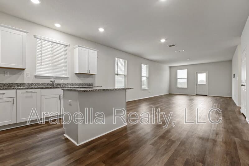 New Braunfels House: 440 Lynwood Gold