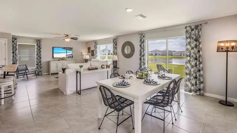Parrish House: 10215 Charlotte Drive