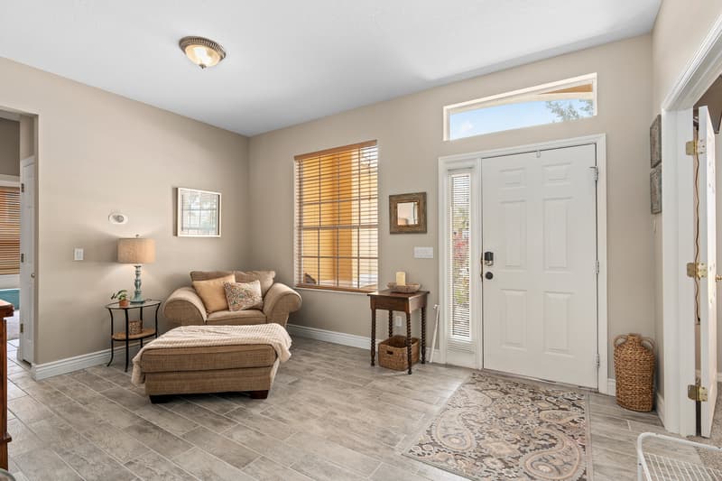 Davenport House: 825 Wildflower Rd