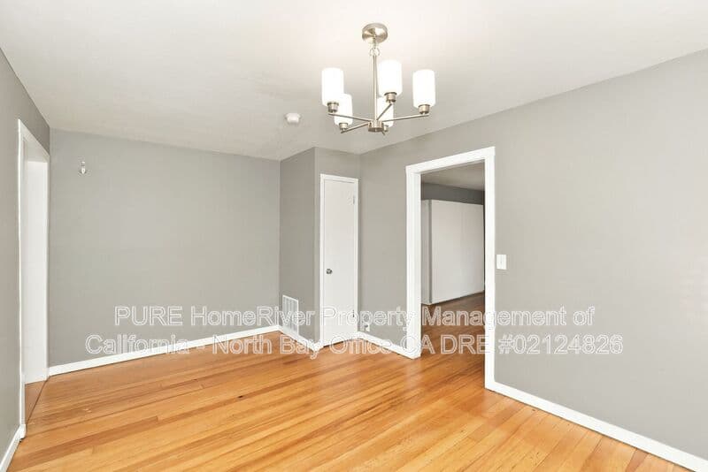 Sebastopol House: 325 Hutchins Ave