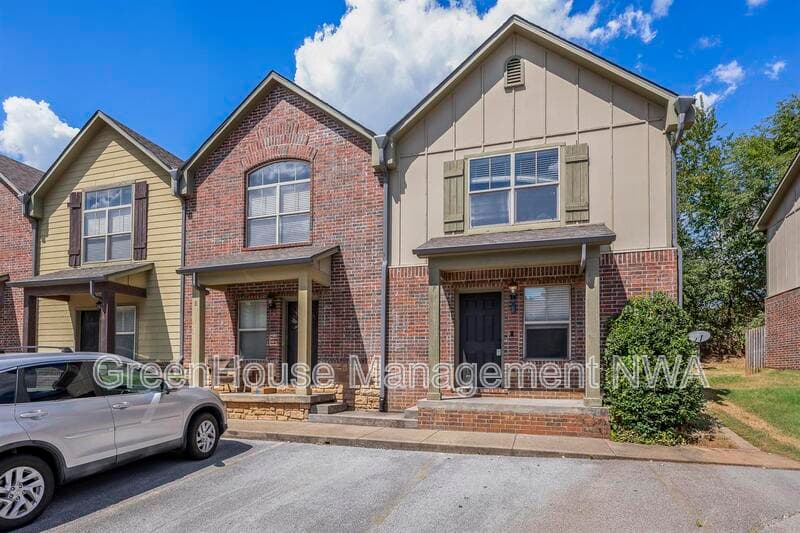 Springdale Condo: 2210 Karrington Rdg