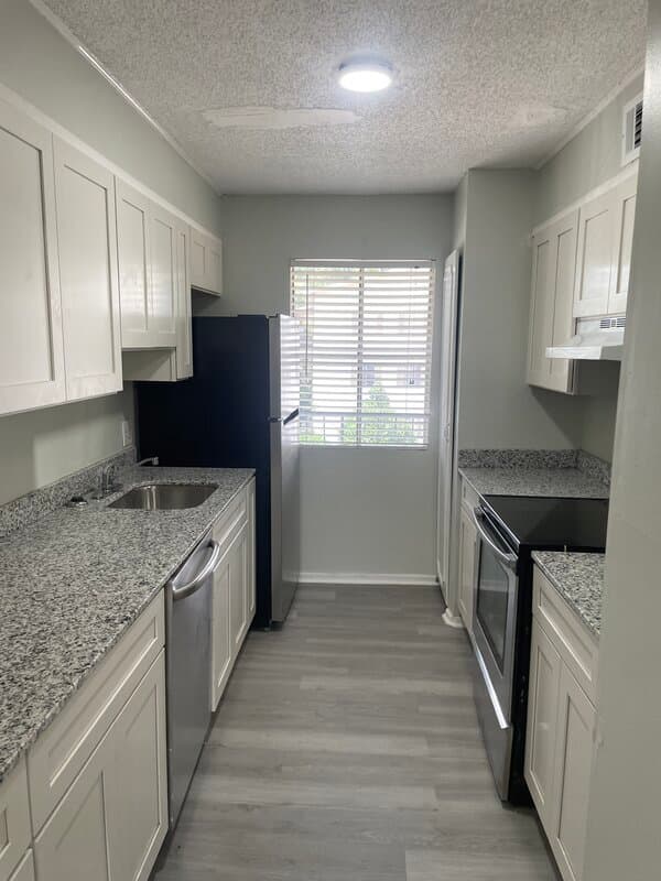 Columbia Condo: 1208 Bush River Rd