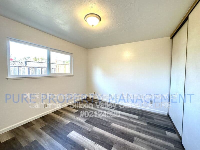 Watsonville House: 555 Bridge Street