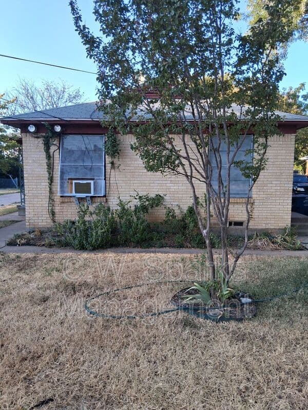 Dallas Condo: 3019 Avon St.