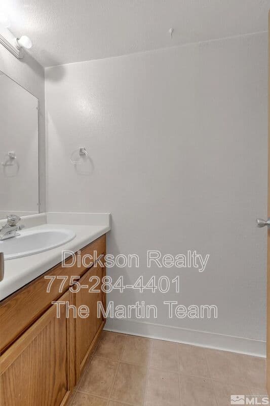 Reno House: 4985 W. 7th Street