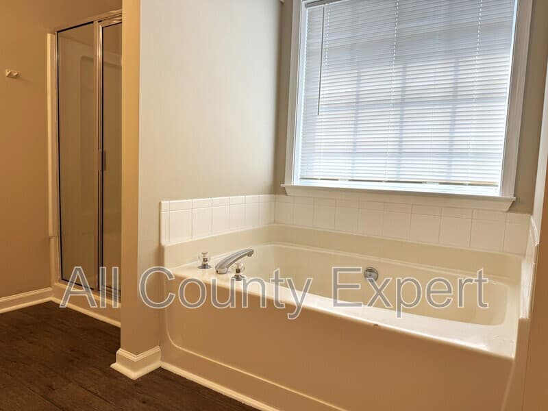 Lawrenceville House: 1794 Taylor Oaks Drive
