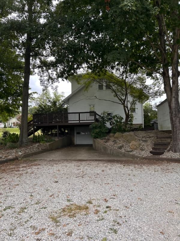 Evansville House: 4500 Middle Mount Vernon Road