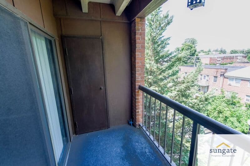 Baltimore Condo: 6711 Park Heights Ave
