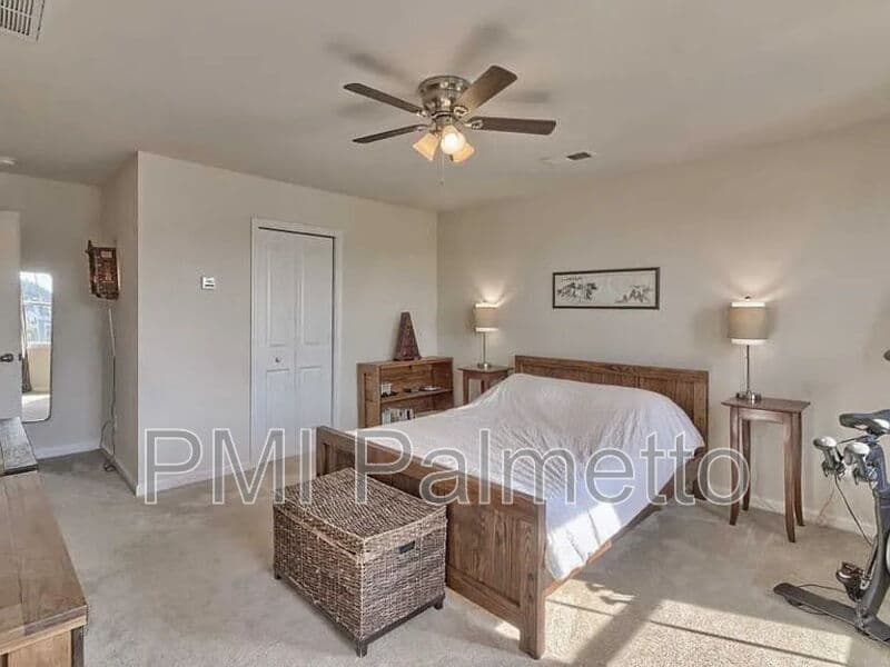 Lexington House: 1218 Denali Ct