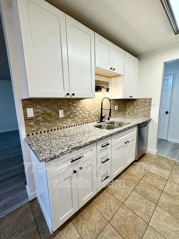 Reno House: 3948 Clear Acre Lane