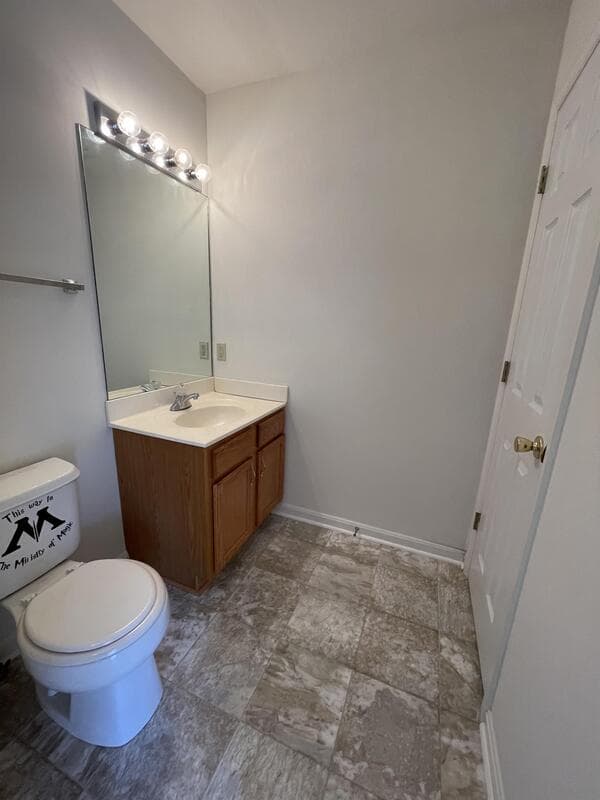 King George House: 10197 Madison Dr