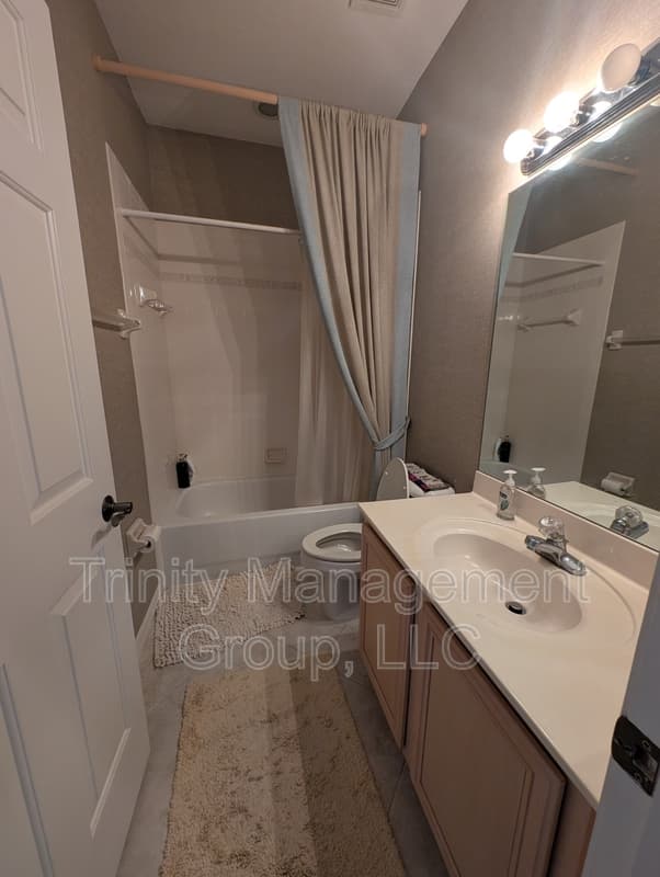 Land O' Lakes House: 10812 Deerberry Drive
