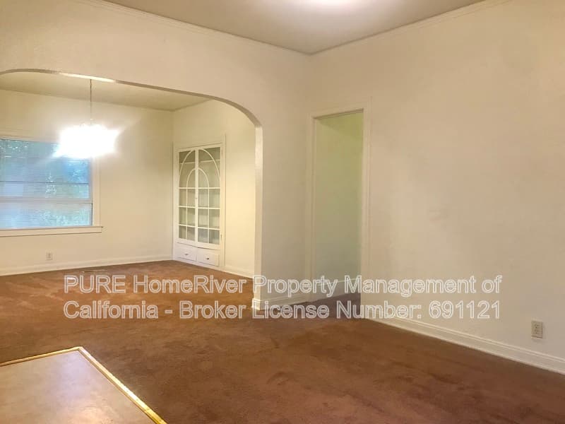 Sacramento House: 314 23rd St