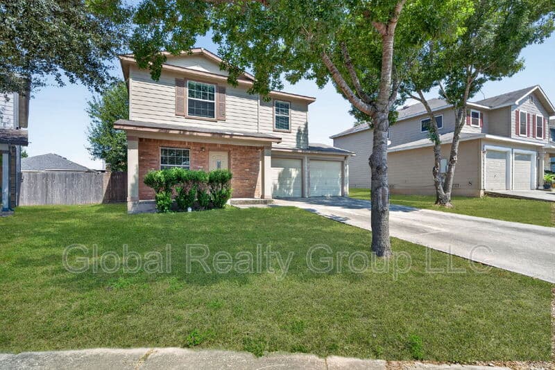 Cibolo House: 112 Willow View
