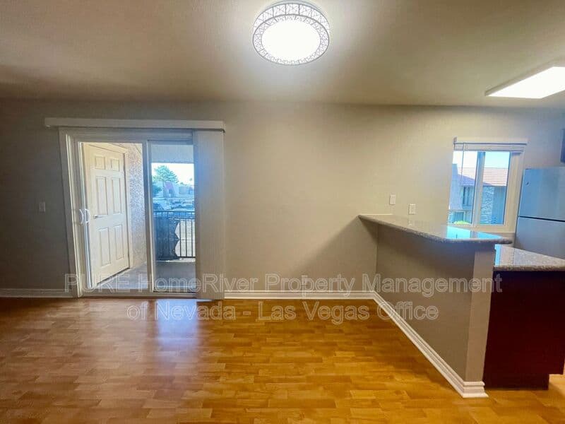 Las Vegas Condo: 5206 River Glen Dr