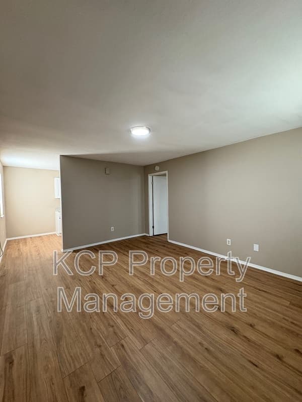 Bentonville Condo: 201 NW K - c