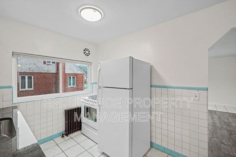 Cincinnati Condo: 629 Maple Dr