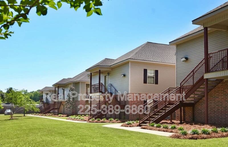 Denham Springs Apartment: 30914 LA Hwy 16