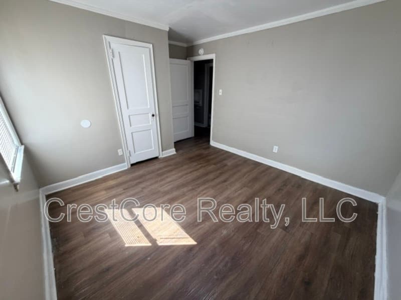 Memphis Condo: 823 Pearce St