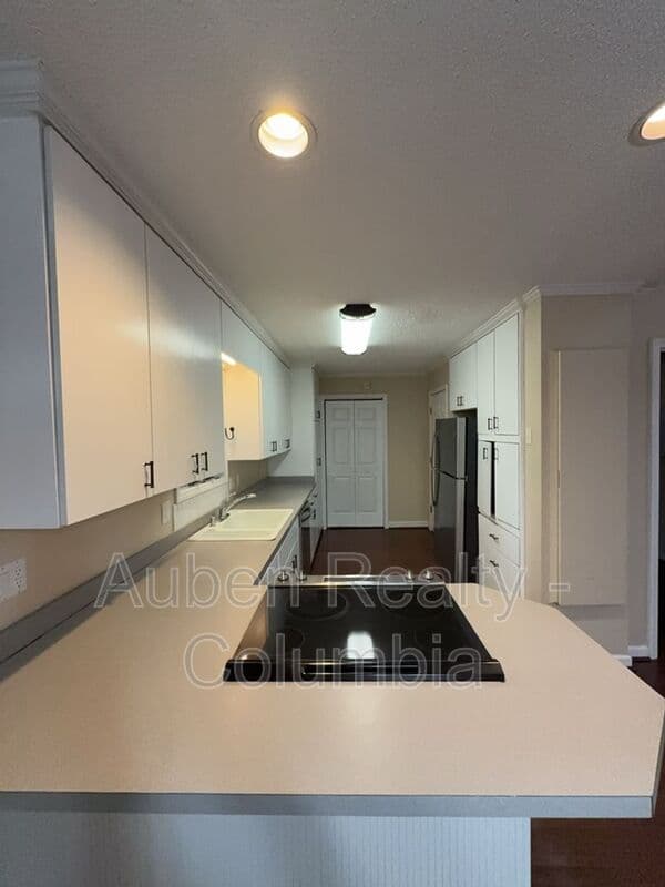 Irmo House: 108 Riverwalk Ct