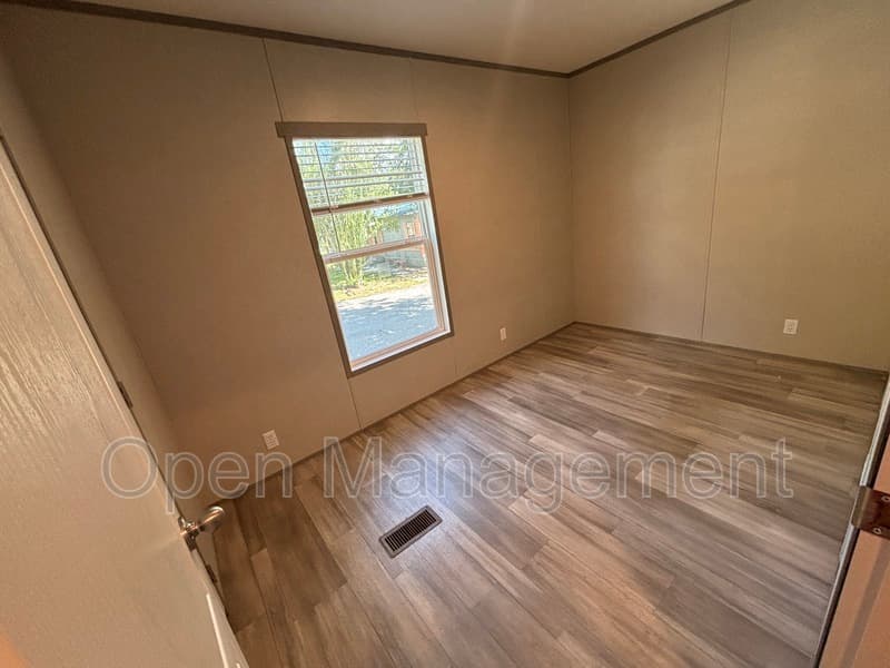 Tallahassee House: 450 Bayhead Dr