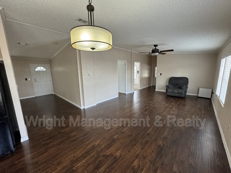 Riverview House: 8471 Fantasia Park Way
