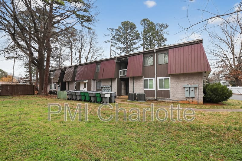 Charlotte Condo: 831 Mcalway Rd