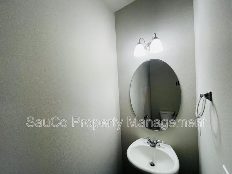 Portland Townhome: 16189 Northwest Pristine Lane